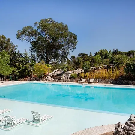 Prana Nature, Oasis With Pool שטובל