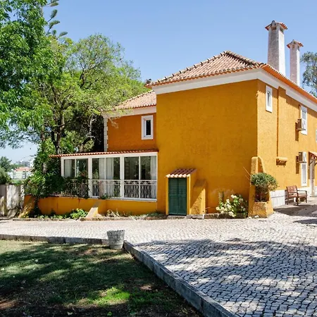 Гостевой дом Prana Nature, Oasis With Pool Сетубал