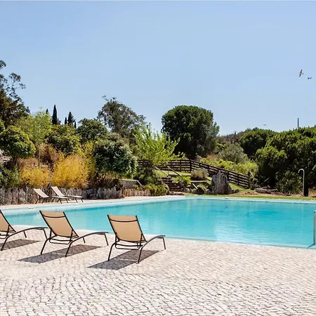 Prana Nature, Oasis With Pool 4* Setúbal